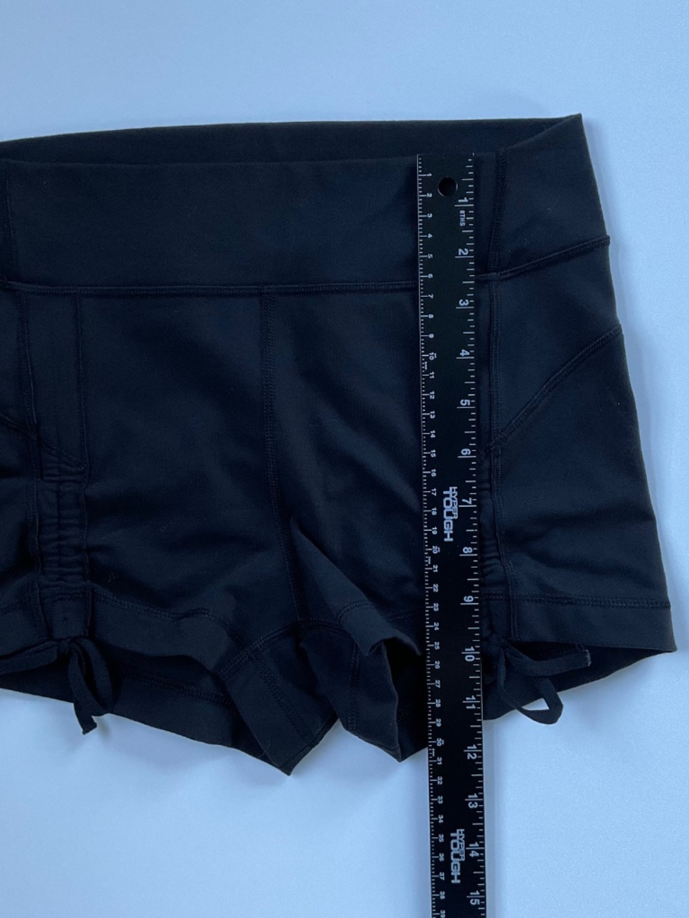 Lululemon Liberty Shorts Sz 2 Black Cinch Ties High Rise Athleisure Gym Jogging - Picture 7 of 8